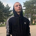 Знакомства: Александр, 25 лет, Москва