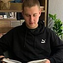 Знакомства: Максим, 21 год, Киров