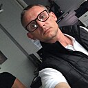 Знакомства: Максим, 43 года, Симферополь