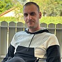 Знакомства: Nicusor, 34 года, București