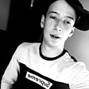 Знакомства: Ваня, 26 лет, Москва