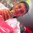 Знакомства: Дмитрий, 32 года, Нижневартовск