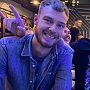 Знакомства: Рома, 27 лет, Киров