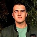 Знакомства: Денис, 23 года, Кимовск