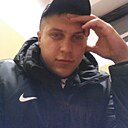 Знакомства: Виктор, 32 года, Новороссийск