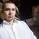 Знакомства: Андрей, 25 лет, Красноуфимск