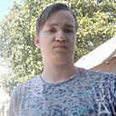 Знакомства: Кирилл, 24 года, Макеевка