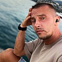 Знакомства: Евгений, 31 год, Ялта