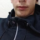 Знакомства: Рома, 21 год, Челябинск