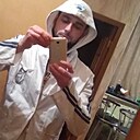 Знакомства: Роман, 21 год, Шымкент