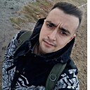 Знакомства: Ярослав, 28 лет, Омск