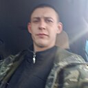 Знакомства: Андрей, 32 года, Устюжна