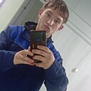 Знакомства: Макар, 22 года, Уяр