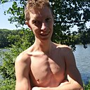 Знакомства: Максим, 33 года, Харьков