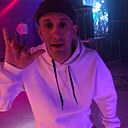 Знакомства: Олег, 34 года, Якутск