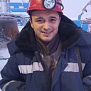Знакомства: Макс, 33 года, Учалы