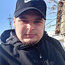 Знакомства: Макс, 32 года, Новосибирск