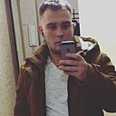 Знакомства: Андрей, 35 лет, Макеевка