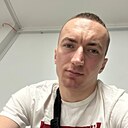 Знакомства: Yevhenii, 29 лет, Бонн