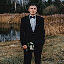 Знакомства: Виктор, 33 года, Октябрьский