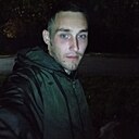 Знакомства: Вадик, 25 лет, Волгодонск