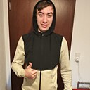 Знакомства: Максим, 22 года, Херсон