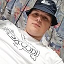 Знакомства: Виктор, 25 лет, Полярный