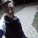 Знакомства: Макс, 22 года, Зеленокумск