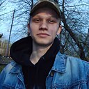 Знакомства: Евгений, 22 года, Киров