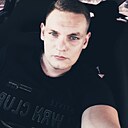 Знакомства: Артём, 31 год, Абинск