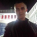 Знакомства: Виктор, 34 года, Таганрог