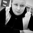 Знакомства: Евгений, 27 лет, Островец