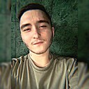 Знакомства: Андрей, 26 лет, Красноперекопск