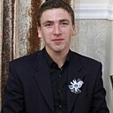 Знакомства: Илья, 23 года, Мариуполь