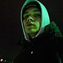 Знакомства: Виктор, 20 лет, Москва