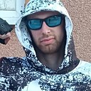 Знакомства: Артём Крутов, 31 год, Югорск