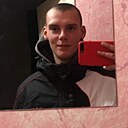 Знакомства: Данил, 22 года, Энгельс