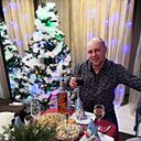 Знакомства: Денис, 43 года, Нижний Тагил