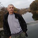 Знакомства: Виктор, 64 года, Кривой Рог