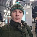 Знакомства: Виталик, 34 года, Великий Новгород