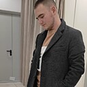 Знакомства: Игорь, 25 лет, Екатеринбург