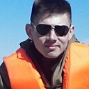 Знакомства: Алексей, 38 лет, Магадан