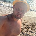 Знакомства: Максим, 34 года, Киров