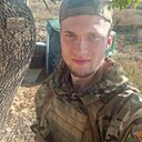 Знакомства: Военкор, 26 лет, Симферополь