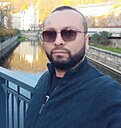 Знакомства: Kadir, 35 лет, Прага