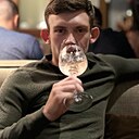 Знакомства: Антон, 27 лет, Ужур