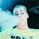 Знакомства: Maks, 32 года, Хабаровск