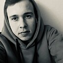 Знакомства: Рома, 26 лет, Светлый