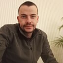 Знакомства: Владислав, 32 года, Сыктывкар