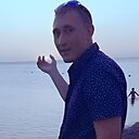 Знакомства: Den, 33 года, Королев